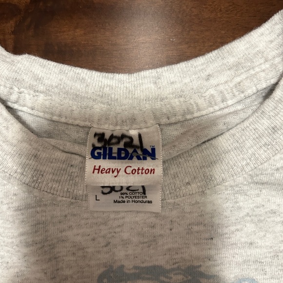 South east Asia Gildan T shirt - Picture 2 of 3